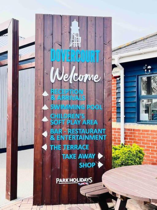 Lola'S Caravan. Your Home Away From Home. Parkeston Exterior photo
