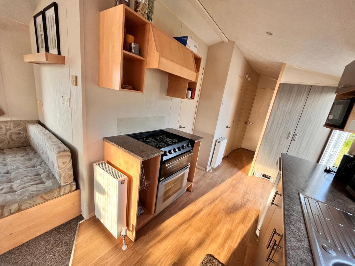Lola'S Caravan. Your Home Away From Home. Parkeston Exterior photo